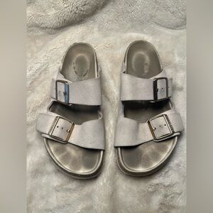 Birkenstock Womens size 37 or US Size 6 light pink